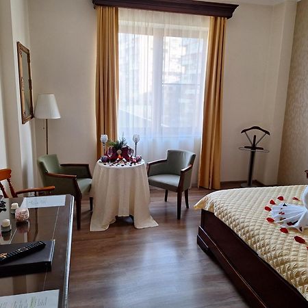 Grand Hotel Sofianu Râmnicu Vâlcea Extérieur photo