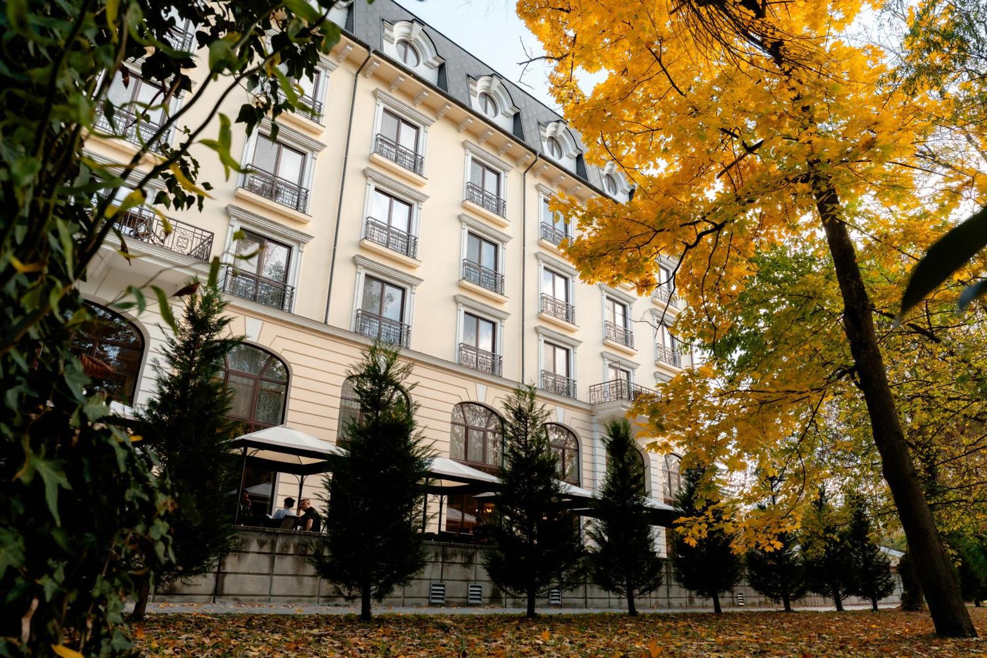 Grand Hotel Sofianu Râmnicu Vâlcea Extérieur photo