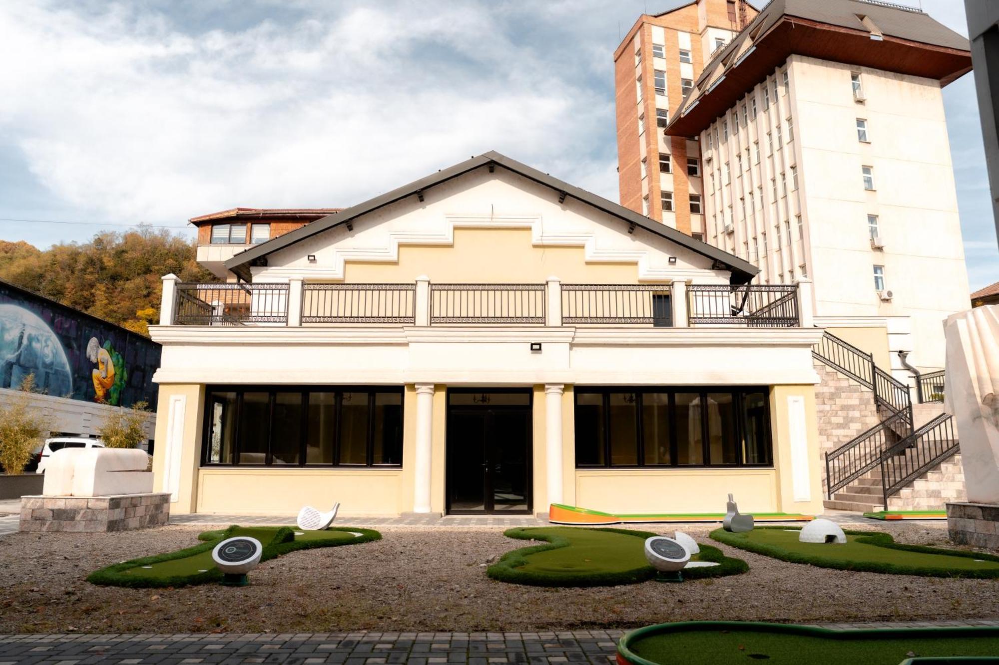 Grand Hotel Sofianu Râmnicu Vâlcea Extérieur photo