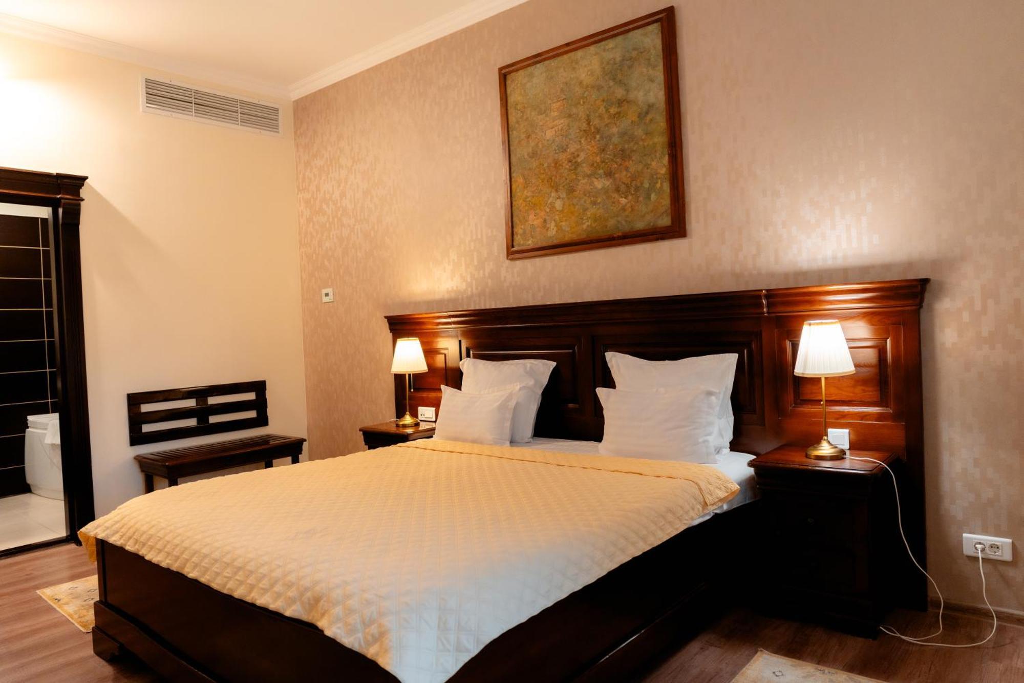 Grand Hotel Sofianu Râmnicu Vâlcea Extérieur photo
